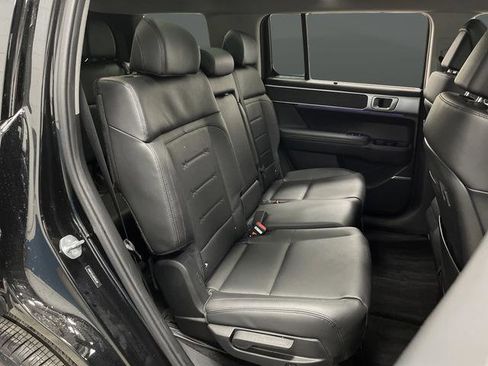 Used 2024 Hyundai Santa Fe Limited image 35