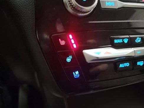 Used 2021 Ford Explorer Limited w/ Equipment Group 301A image 34