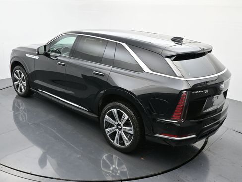 New 2025 Cadillac Escalade IQ Luxury 2 image 25