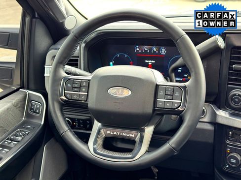 Used 2025 Ford F250 Platinum image 25
