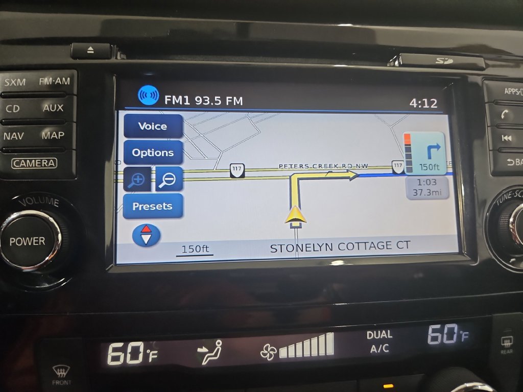 Used 2017 Nissan Rogue SV AWD/4WD image 20
