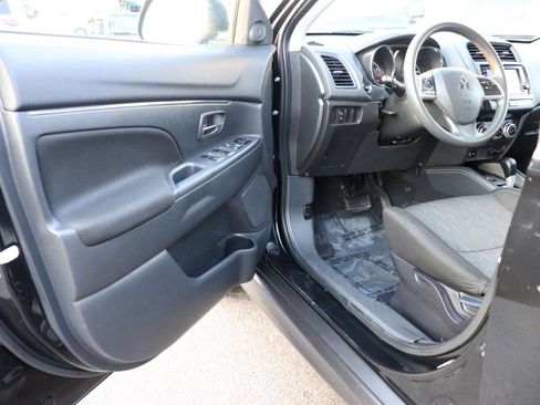 Used 2024 Mitsubishi Outlander Sport ES image 10