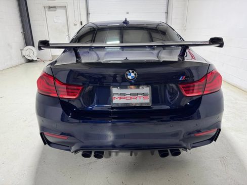 Used 2018 BMW M4 Coupe RWD image 2