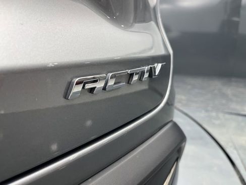 Used 2024 Chevrolet Trax ACTIV w/ Sunroof Package image 18