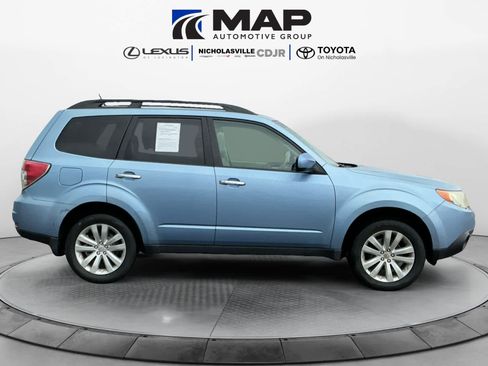 Used 2012 Subaru Forester 2.5X Premium w/ All-Weather Pkg AWD/4WD image 6