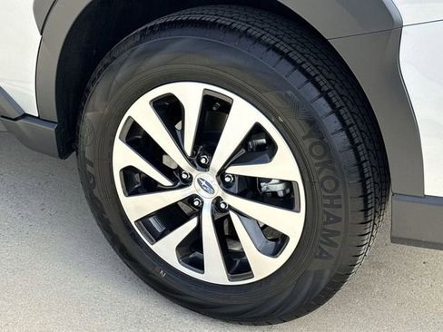 Certified 2025 Subaru Outback Premium image 12