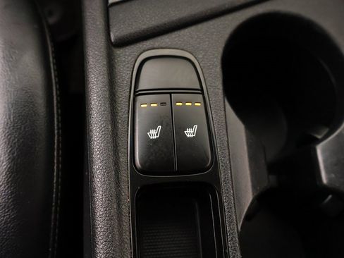 Used 2019 Kia Niro S Touring image 8