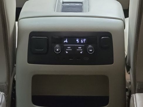 Used 2018 GMC Yukon Denali w/ Open Road Package image 17