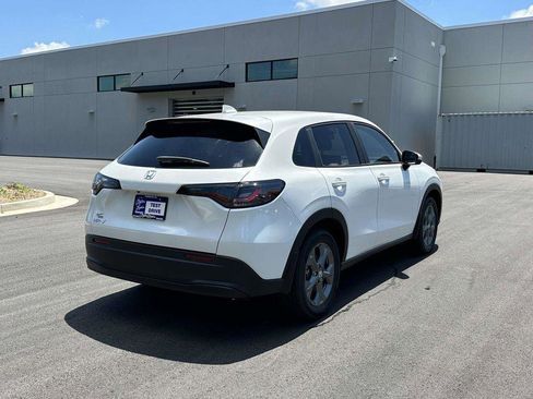 New 2026 Honda HR-V LX image 25