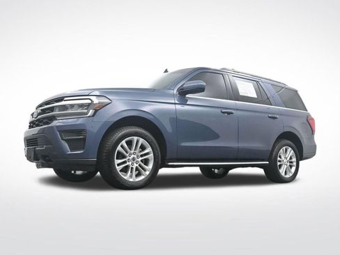 Used 2022 Ford Expedition XLT image 30