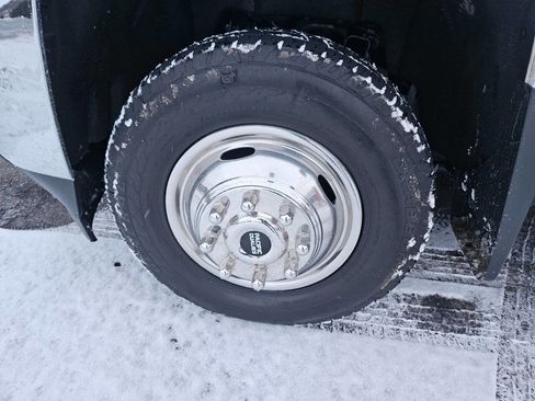 Used 2018 Chevrolet Silverado 3500 W/T w/ WT Convenience Package image 11