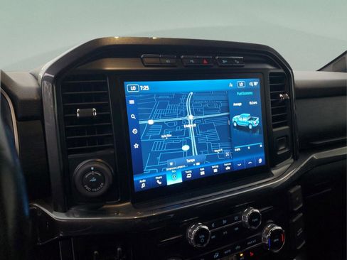 Used 2022 Ford F150 XLT w/ Equipment Group 302A High image 16