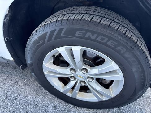 Used 2013 Chevrolet Equinox LS image 11