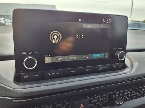 Certified 2023 Honda Accord LX image 6