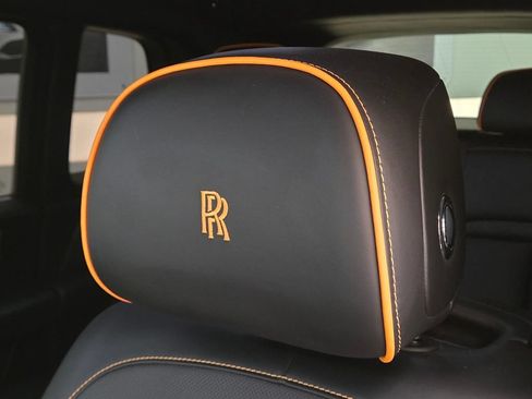 Certified 2025 Rolls-Royce Cullinan Black Badge AWD/4WD image 33