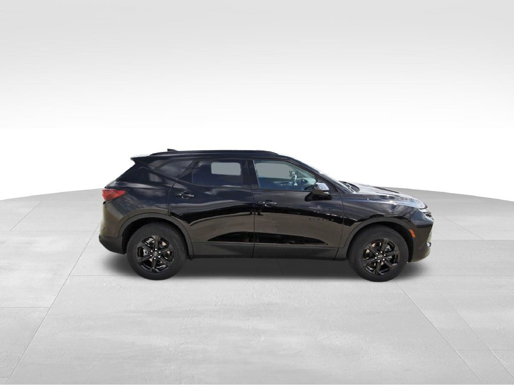 Used 2024 Chevrolet Blazer LT w/ Convenience Package FWD image 5