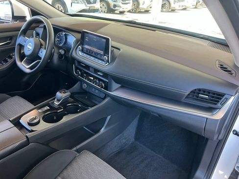 Certified 2023 Nissan Rogue SV AWD/4WD image 21