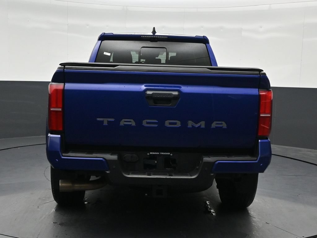 Used 2024 Toyota Tacoma TRD Sport w/ TRD Sport Premium Package RWD image 4