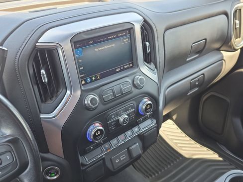Used 2022 GMC Sierra 1500 Elevation RWD image 17