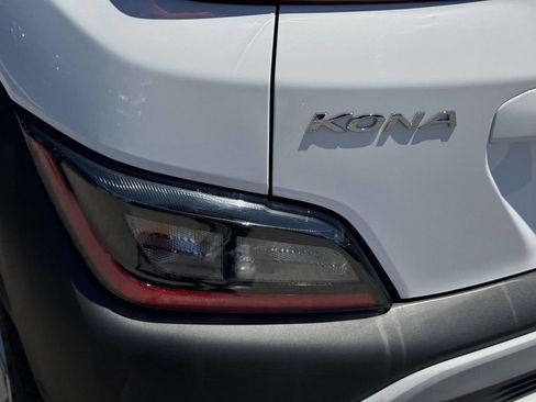Certified 2023 Hyundai Kona SEL AWD/4WD image 12