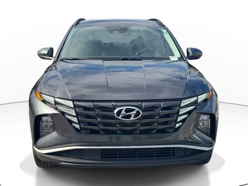 Used 2023 Hyundai Tucson SEL FWD image 2
