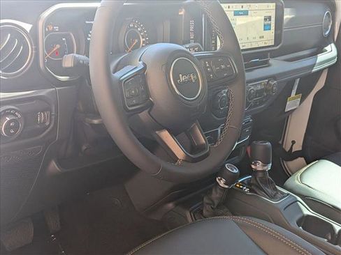 New 2026 Jeep Gladiator Sport AWD/4WD image 3