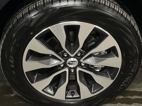 Used 2025 Subaru Outback Touring image 10