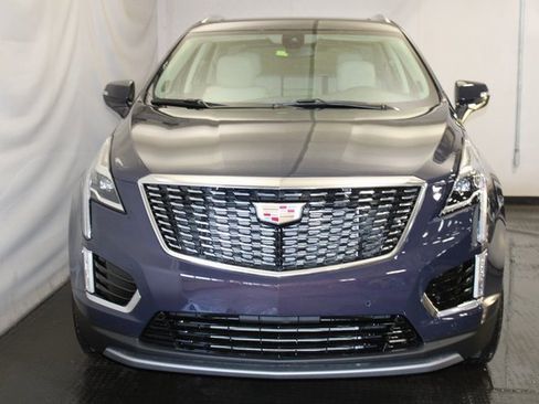 New 2025 Cadillac XT5 Premium Luxury image 3