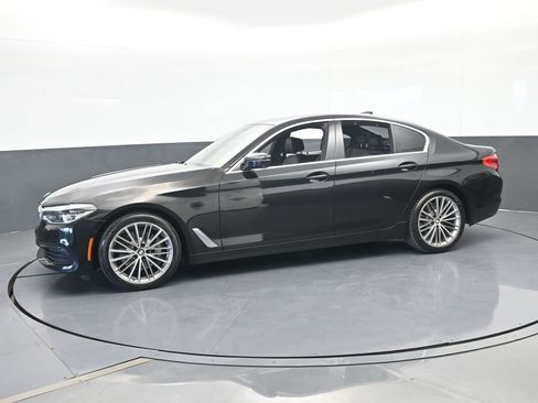 Used 2019 BMW 530i w/ Premium Package RWD image 2