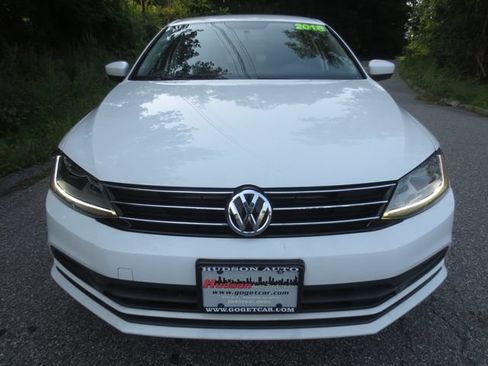 Used 2018 Volkswagen Jetta S w/ Cold Weather Package FWD image 3