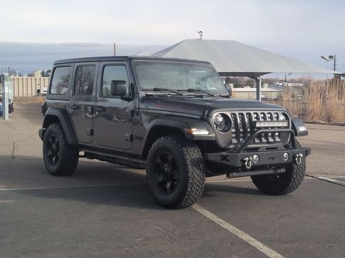 Used 2023 Jeep Wrangler Sport S image 3