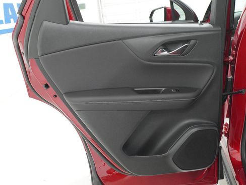 New 2026 Chevrolet Blazer LT w/ Convenience Package FWD image 32