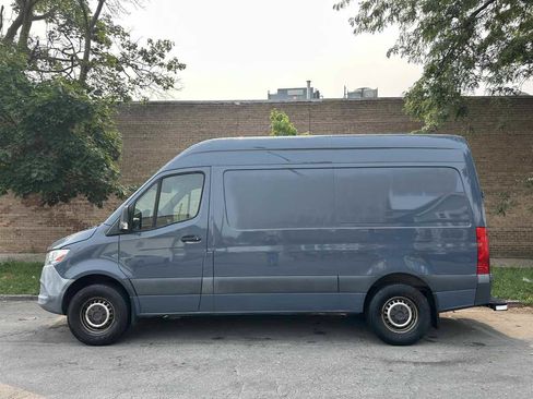 Used 2019 Mercedes-Benz Sprinter 144 image 3
