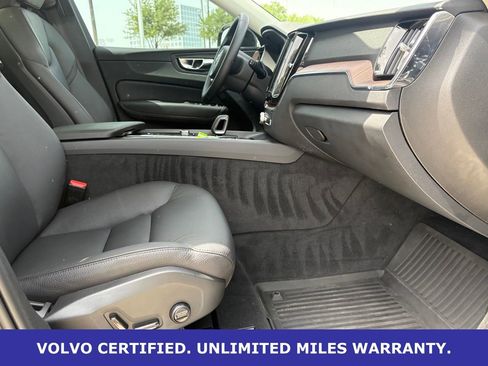 Certified 2024 Volvo XC60 B5 Plus w/ Protection Package Premier AWD/4WD image 36