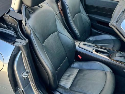 Used 2008 BMW Z4 3.0si RWD image 19