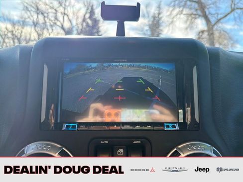 Used 2018 Jeep Wrangler Unlimited Sahara image 20