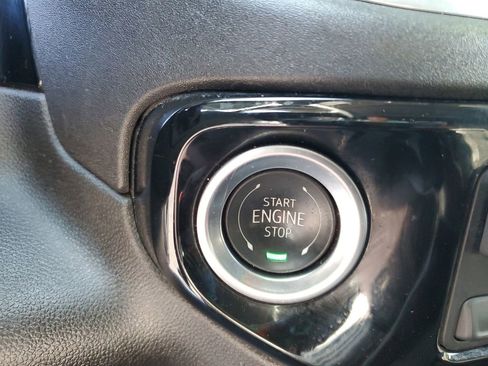 Used 2025 Chevrolet Silverado 2500 LT w/ Convenience Package AWD/4WD image 54