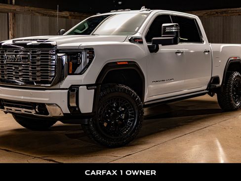 Used 2025 GMC Sierra 3500 Denali w/ Denali Reserve Package image 5