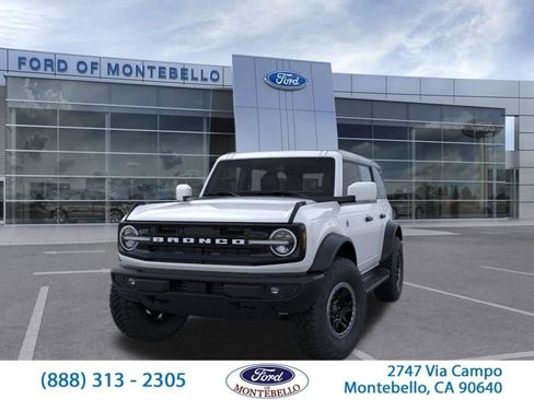 New 2026 Ford Bronco Outer Banks w/ Sasquatch Package AWD/4WD image 4