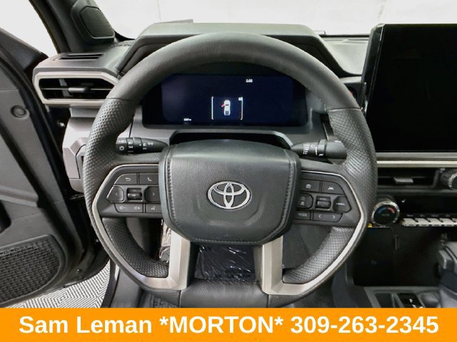 Used 2024 Toyota Tacoma TRD Off-Road w/ TRD Off Road Upgrade Package AWD/4WD image 11