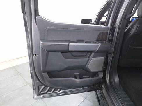 Used 2023 Ford F150 Lightning Lariat image 21