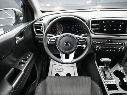 Used 2022 Kia Sportage LX AWD/4WD image 12