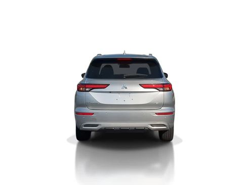 Used 2024 Mitsubishi Outlander SEL image 7