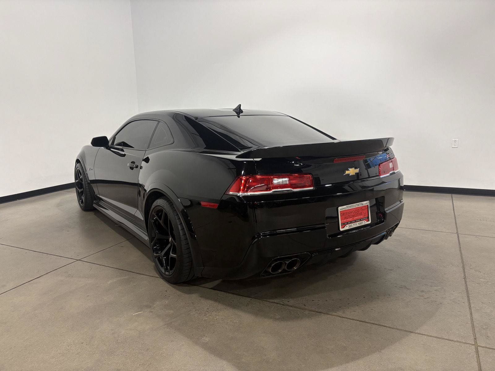 Used 2015 Chevrolet Camaro Z/28 RWD image 6
