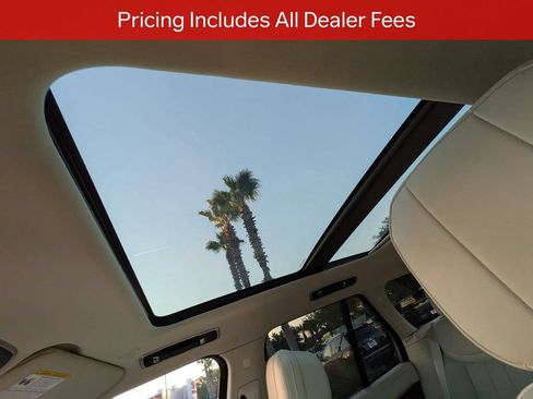 Used 2023 Land Rover Range Rover SE AWD/4WD image 21