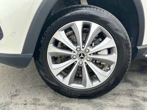 Used 2022 Mercedes-Benz GLE 350 4MATIC image 2