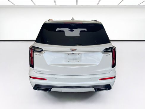 Used 2020 Cadillac XT6 Sport w/ Platinum Package AWD/4WD image 5