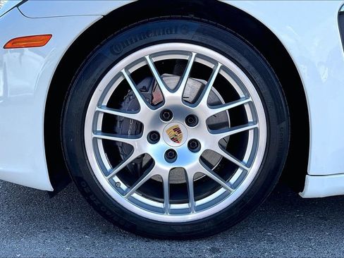 Used 2016 Porsche Panamera 4 AWD/4WD image 35