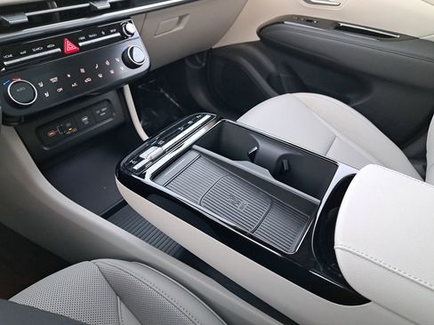 New 2026 Hyundai Tucson Limited image 29