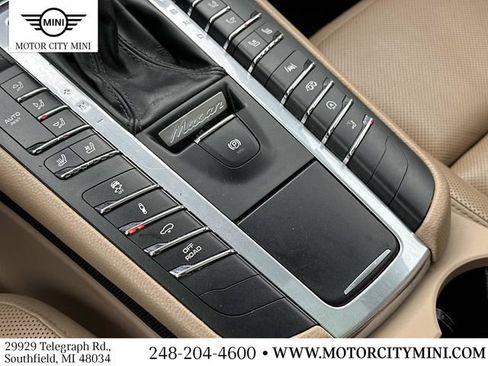 Used 2021 Porsche Macan GTS w/ Premium Package Plus (PF9) AWD/4WD image 36